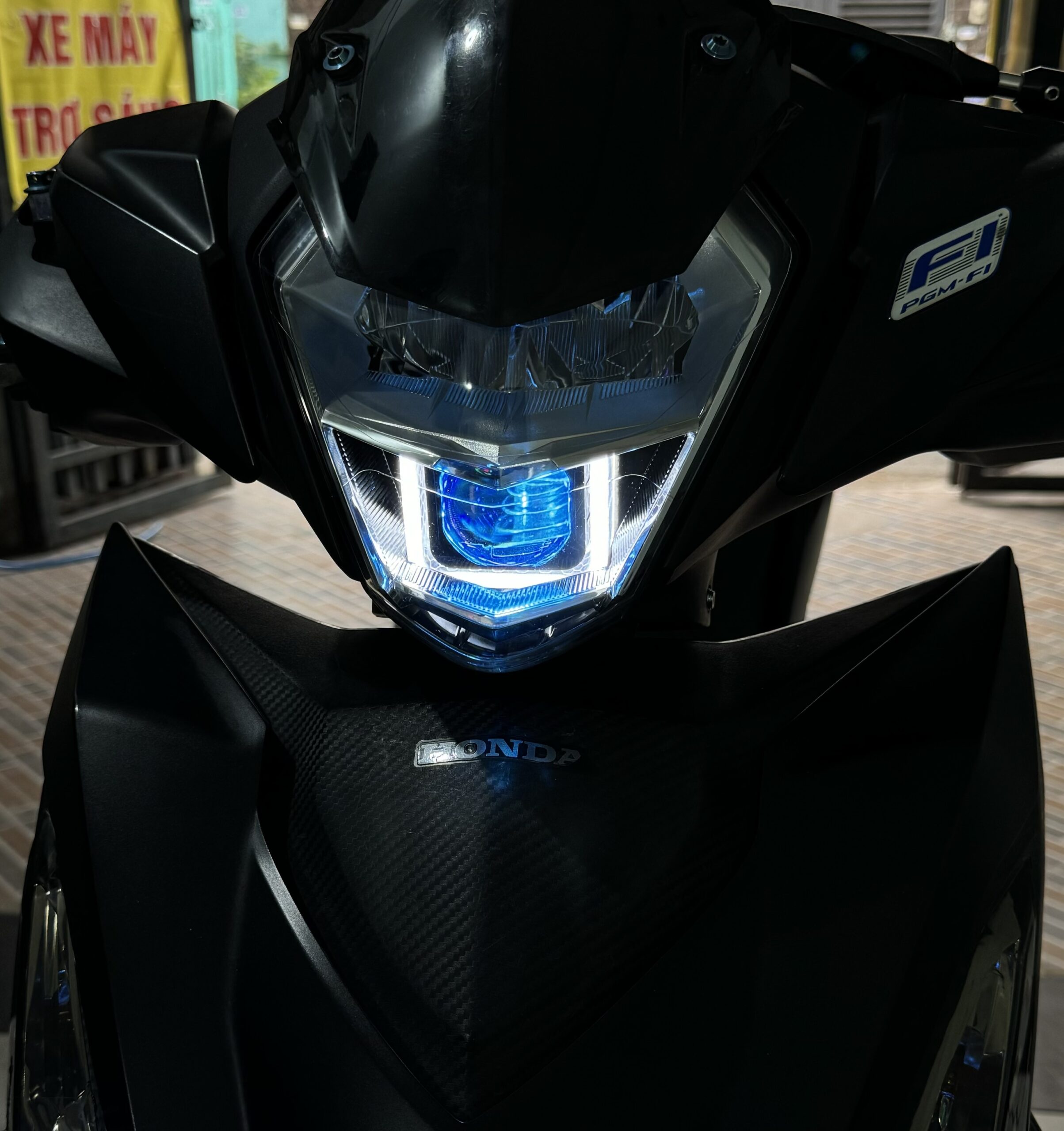 Đèn Bi Cầu MA RACING 1.5 Cho Winner V1