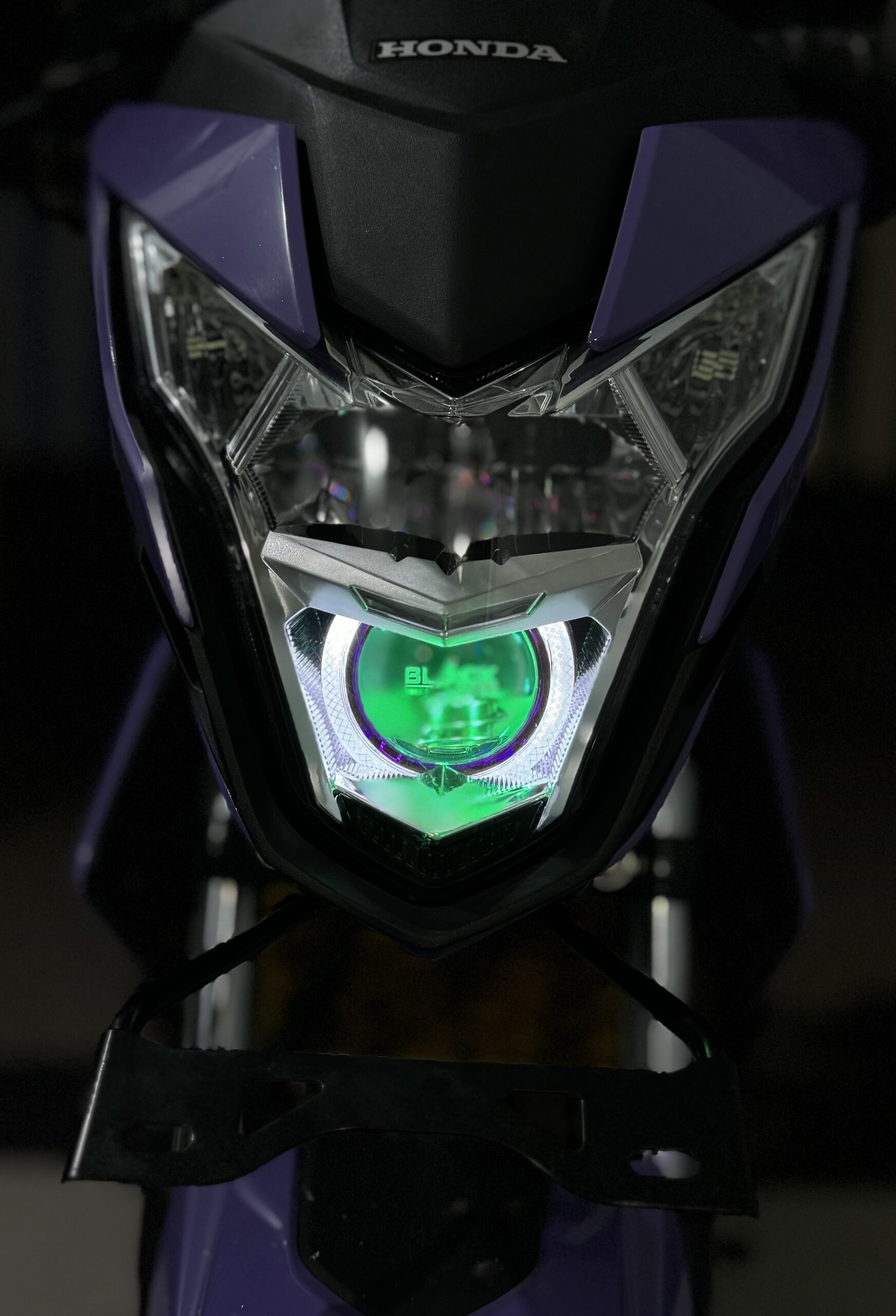 Đèn Bi Cầu Titan Black 2.0 Sonic