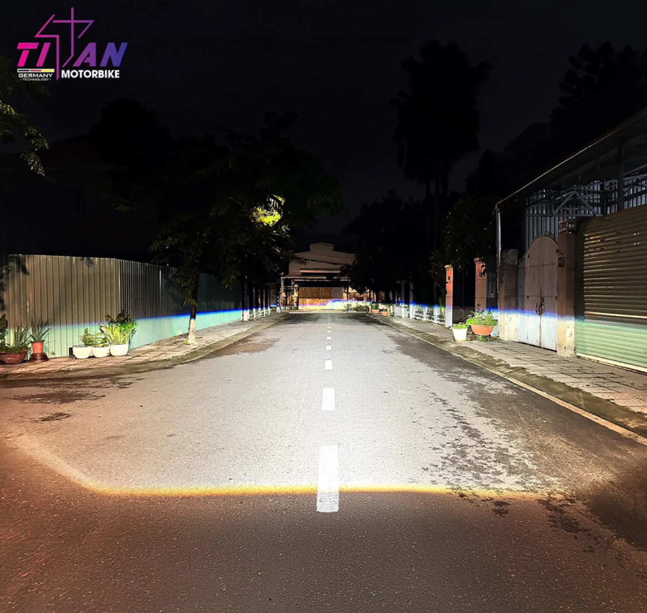Đèn Bi Cầu Vario 125 - 150 ( CB150 Pro )
