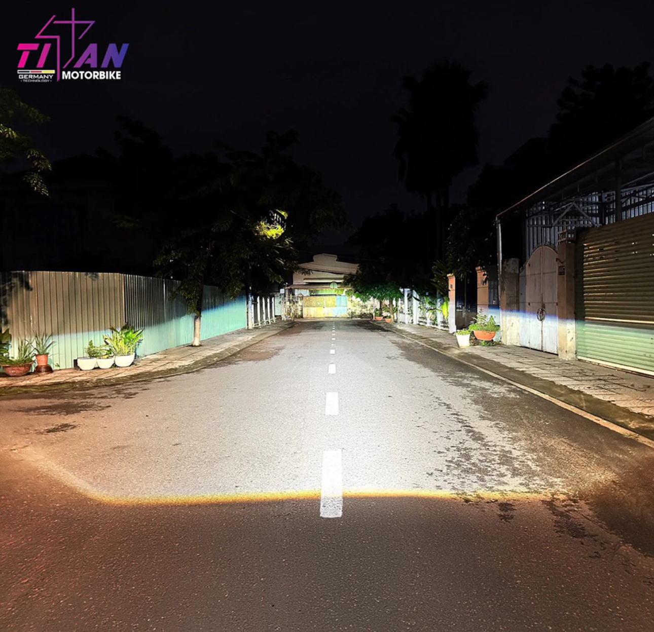 Đèn Bi Cầu Vario 125 - 150 ( CB150 Pro )