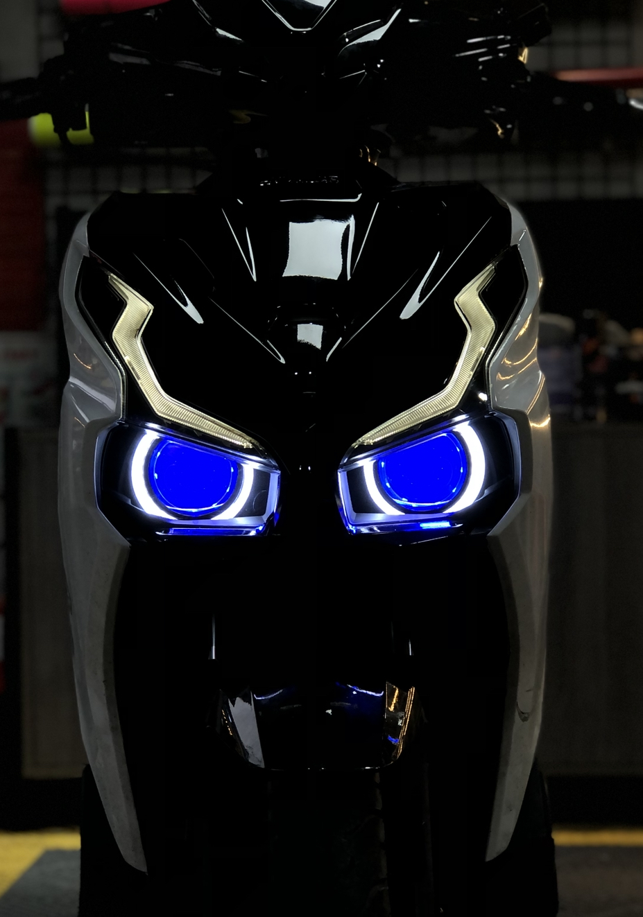 Đèn Bi Cầu AB 2020 - 2025 ( Bulbtek Vista )